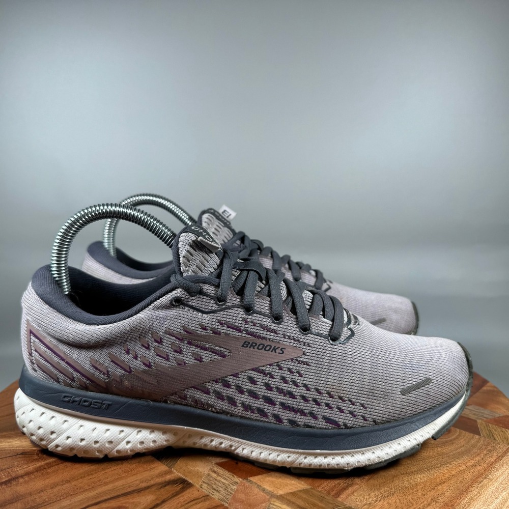 Brooks Ghost 13 Womens Running Shoes Grey Plum 1203381B550 Size 7.5 Medium B
